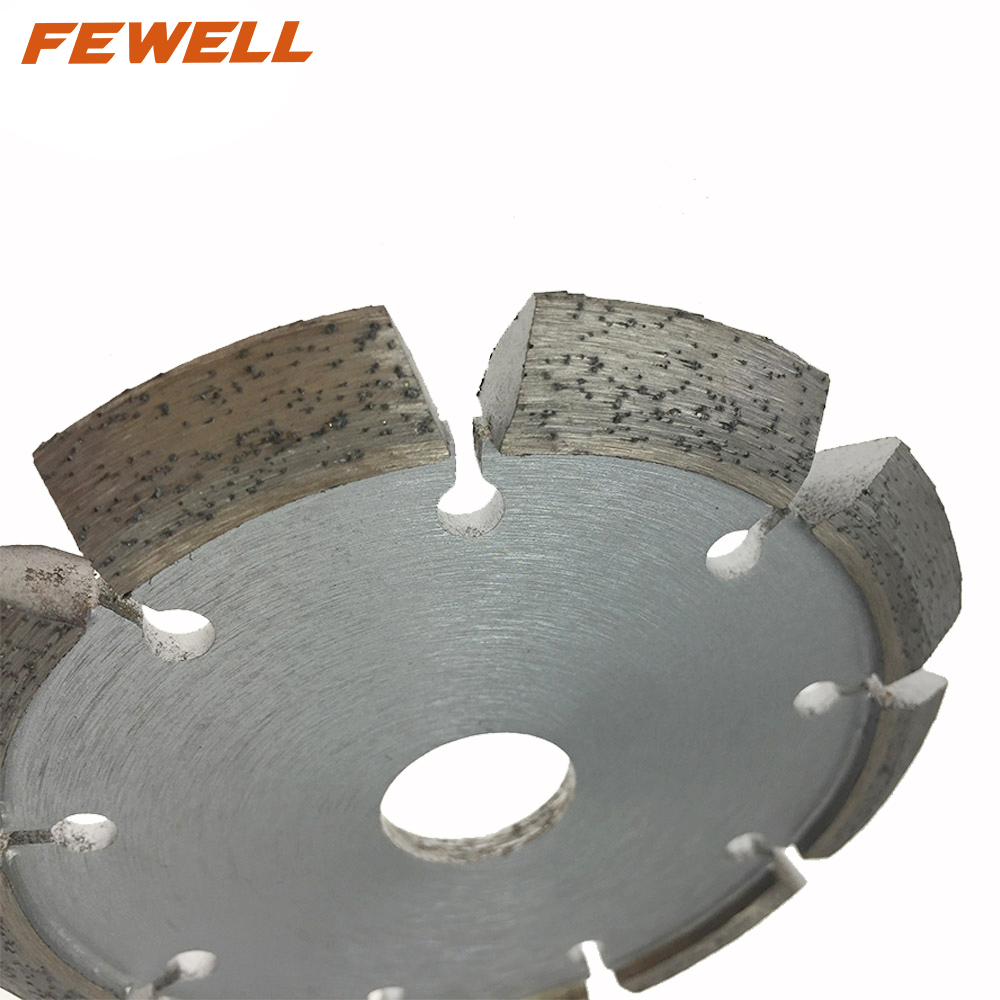Серебряный паяный 4,5-дюймовый 115 * 9,5 * 12 * 22,23 мм крышный сегментный алмазный пильный диск для резки бетонного бетона с прорезями толщиной 9,5 мм